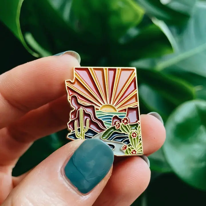 Enamel online Pin